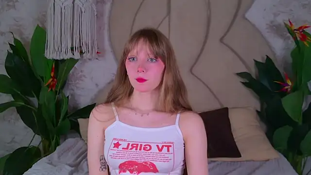 RoseGate online show from 10/18/25, 05:32