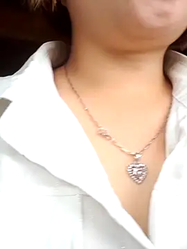 Snapshot of Bum_538 chatting on 10/19/25, 12:11 Bum 538 online show from 10/19/25, 12:11