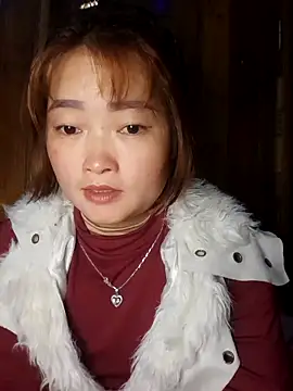 Snapshot of Bum_538 chatting on 10/24/25, 12:12 Bum 538 online show from 10/24/25, 12:12