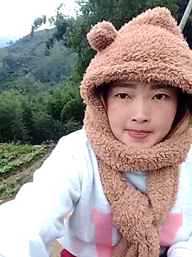 Snapshot of Bum_538 chatting on 11/21/25, 12:32 Bum 538 online show from 11/21/25, 12:32