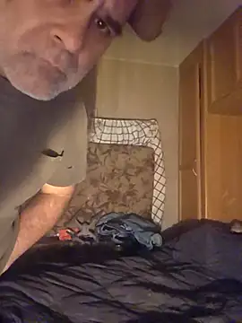 DeeBestEver online show from 04/18/26, 10:08