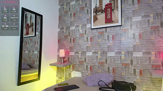 Snapshot of mia_love_mds chatting on 10/01/25, 02:01 mia love mds online show from 10/01/25, 02:01