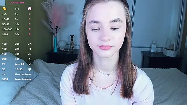 Snapshot of JinnyMcie chatting on 03/18/26, 08:06 JinnyMcie online show from 03/18/26, 08:06