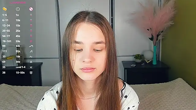 Snapshot of JinnyMcie chatting on 04/07/26, 10:48 JinnyMcie online show from 04/07/26, 10:48