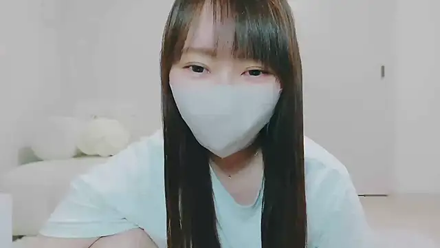 Snapshot of Risa_love chatting on 11/14/25, 09:08 Risa love online show from 11/14/25, 09:08