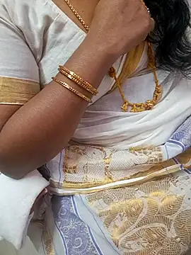 Tamil Ammani online show from 12/17/25, 04:57