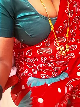 Snapshot of Tamil_Ammani chatting on 01/18/26, 02:54 Tamil Ammani online show from 01/18/26, 02:54