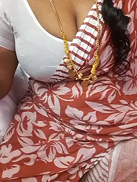 Snapshot of Tamil_Ammani chatting on 02/21/26, 05:52 Tamil Ammani online show from 02/21/26, 05:52