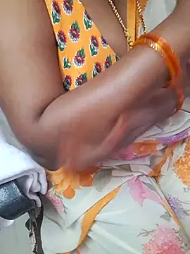 Snapshot of Tamil_Ammani chatting on 02/28/26, 08:26 Tamil Ammani online show from 02/28/26, 08:26