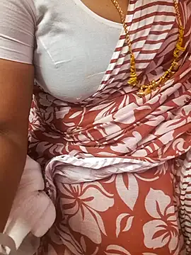 Snapshot of Tamil_Ammani chatting on 03/17/26, 06:00 Tamil Ammani online show from 03/17/26, 06:00