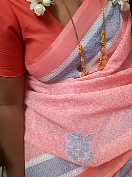 Snapshot of Tamil_Ammani chatting on 04/10/26, 11:15 Tamil Ammani online show from 04/10/26, 11:15