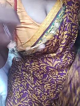 Snapshot of Tamil_Ammani chatting on 04/19/26, 06:07 Tamil Ammani online show from 04/19/26, 06:07