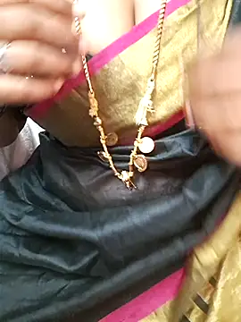 Snapshot of Tamil_Ammani chatting on 07/12/26, 05:09 Tamil Ammani online show from 07/12/26, 05:09