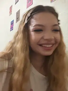  Siennaaa  online show from 10/11/25, 09:02