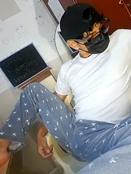 oppaboy online show from 10/03/25, 04:31