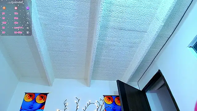 Bennuluspeach  online show from 12/18/25, 12:33