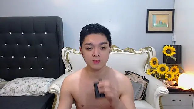 JayKarLo online show from 10/09/25, 02:15