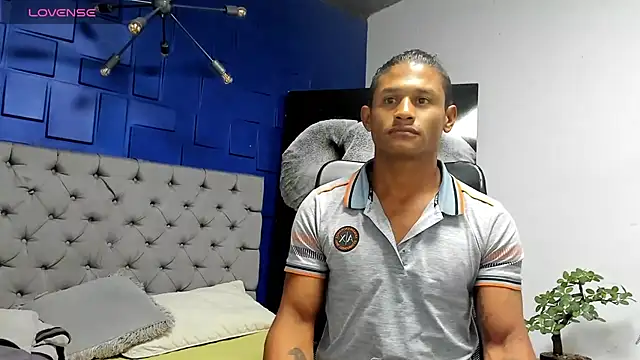 casike1 online show from 10/15/25, 05:18