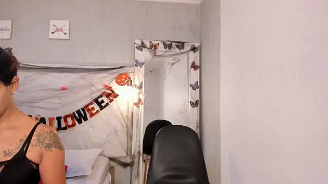 is a bell online show from 10/17/25, 02:19