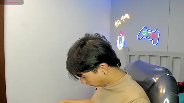 StiwenTwink online show from 11/05/25, 04:07