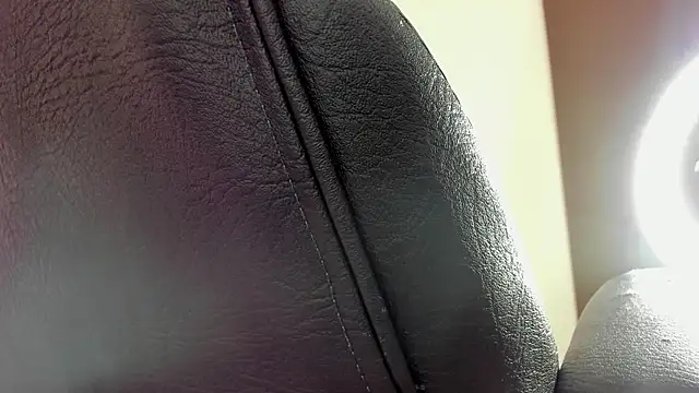 Snapshot of Klaret_Toy chatting on 10/13/25, 03:45 Klaret Toy online show from 10/13/25, 03:45