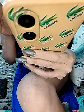 Snapshot of GmAnAAnA chatting on 10/04/25, 08:51 GmAnAAnA online show from 10/04/25, 08:51