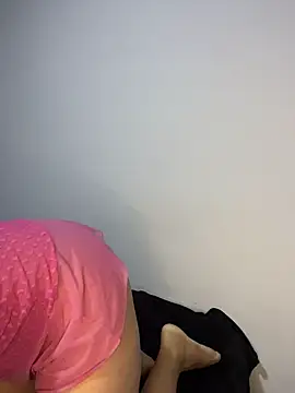 Snapshot of SaraMistick chatting on 01/08/26, 09:44 SaraMistick online show from 01/08/26, 09:44