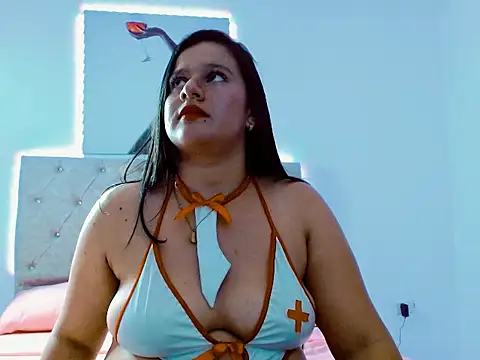 CamilitaRose2625 online show from 09/30/25, 08:03