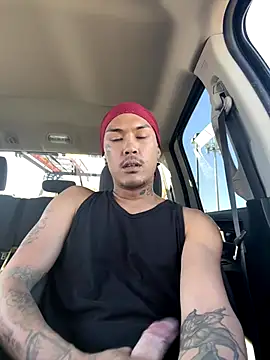 Snapshot of Loadedeggs chatting on 11/03/25, 09:48 Loadedeggs online show from 11/03/25, 09:48