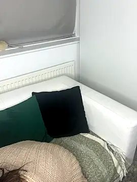 LolaReaX online show from 10/17/25, 07:11