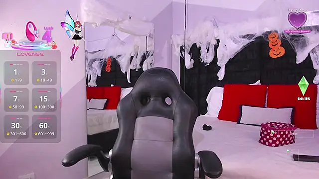 MayaCurvy online show from 10/29/25, 04:15