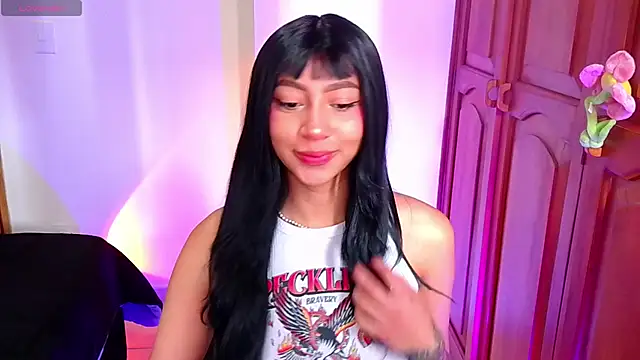 emma web  online show from 10/03/25, 03:20