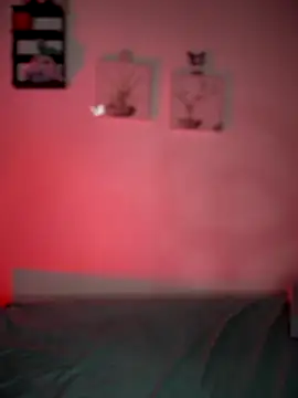 Snapshot of Solaangel_ chatting on 10/31/25, 02:12 Solaangel online show from 10/31/25, 02:12