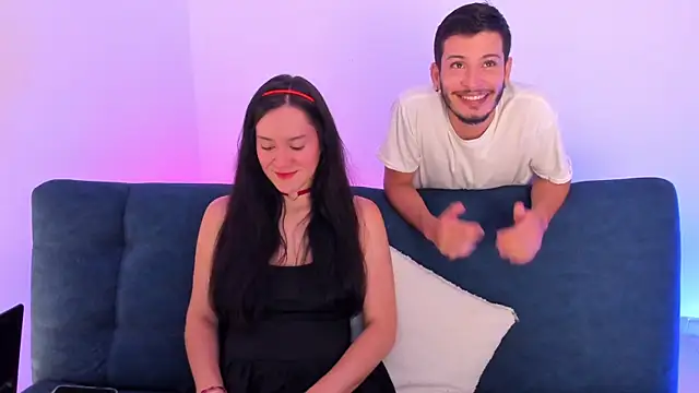 Snapshot of josh_and_val chatting on 10/22/25, 11:26 josh and val online show from 10/22/25, 11:26