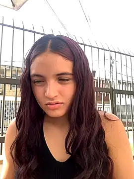 AuroraPink  online show from 10/03/25, 08:06