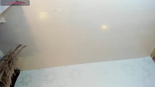 Snapshot of alana_madison10 chatting on 11/06/25, 04:13 alana madison10 online show from 11/06/25, 04:13