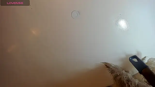 Snapshot of alana_madison10 chatting on 11/11/25, 04:01 alana madison10 online show from 11/11/25, 04:01