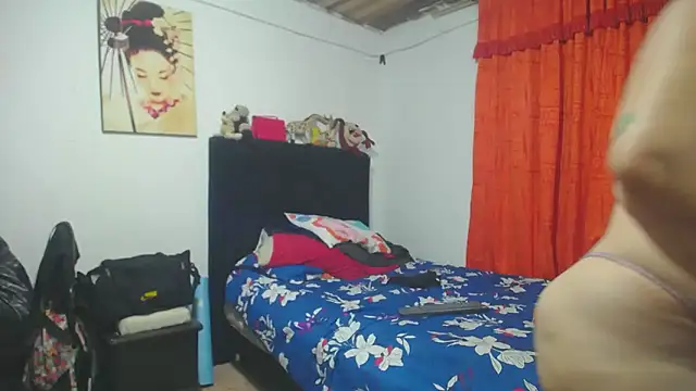 Snapshot of Meloncillo_and_Babyliss99 chatting on 01/08/26, 12:46 Meloncillo and Babyliss99 online show from 01/08/26, 12:46