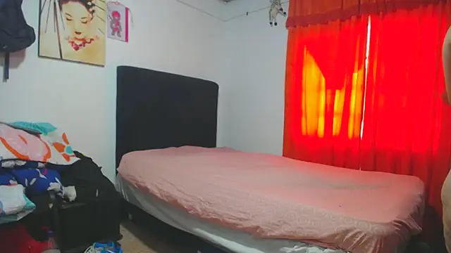 Snapshot of Meloncillo_and_Babyliss99 chatting on 02/22/26, 03:54 Meloncillo and Babyliss99 online show from 02/22/26, 03:54