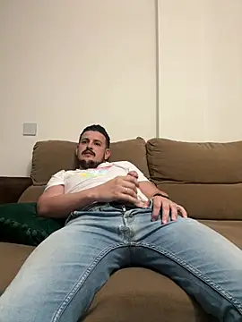 Snapshot of Arabxlyoung chatting on 02/27/26, 08:36 Arabxlyoung online show from 02/27/26, 08:36