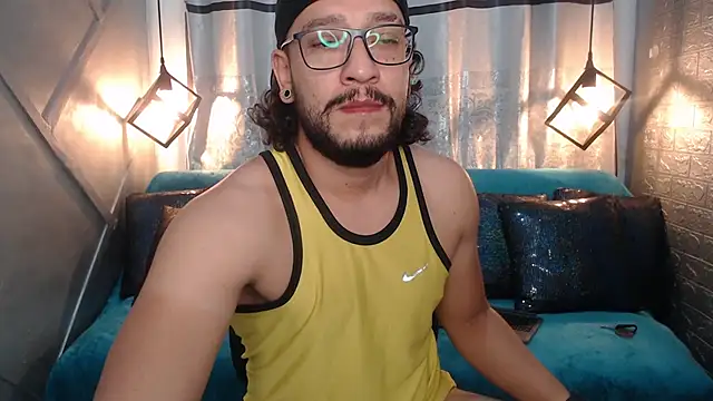 Ethan w12 online show from 10/15/25, 12:55