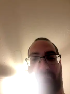 Snapshot of Jwr2316 chatting on 10/15/25, 10:21 Jwr2316 online show from 10/15/25, 10:21