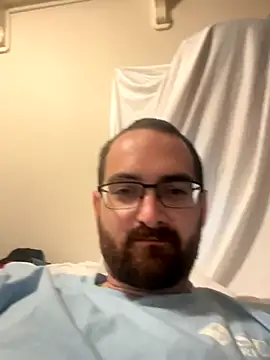 Snapshot of Jwr2316 chatting on 10/21/25, 06:47 Jwr2316 online show from 10/21/25, 06:47