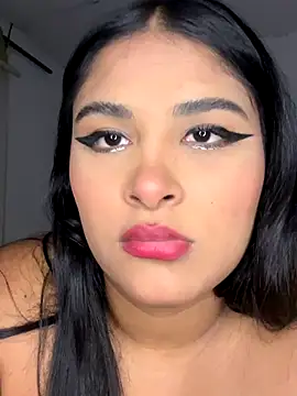 Snapshot of sarafox_10 chatting on 11/08/25, 11:03 sarafox 10 online show from 11/08/25, 11:03