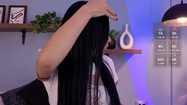 Snapshot of Megan_Ritz chatting on 11/23/25, 07:02 Megan Ritz online show from 11/23/25, 07:02