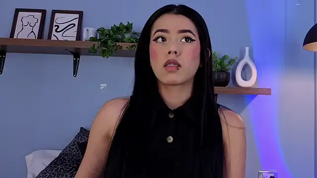 Snapshot of Megan_Ritz chatting on 11/24/25, 07:24 Megan Ritz online show from 11/24/25, 07:24