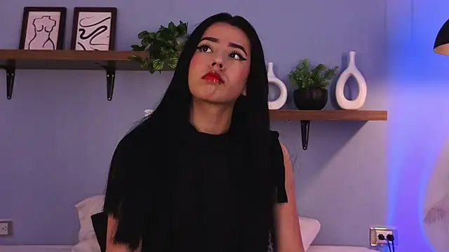 Snapshot of Megan_Ritz chatting on 11/28/25, 07:49 Megan Ritz online show from 11/28/25, 07:49