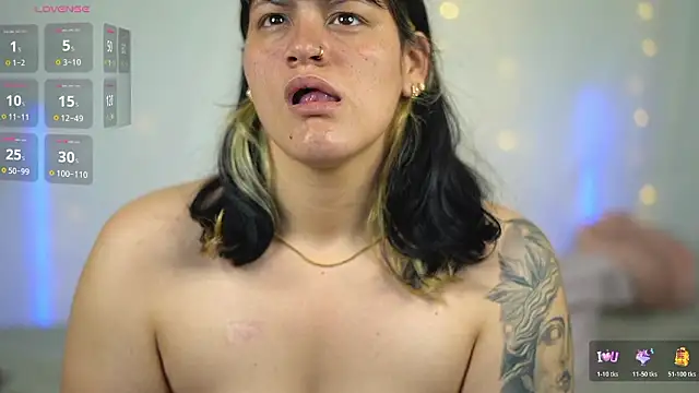 Snapshot of Alejarossi chatting on 03/28/26, 01:11 Alejarossi online show from 03/28/26, 01:11