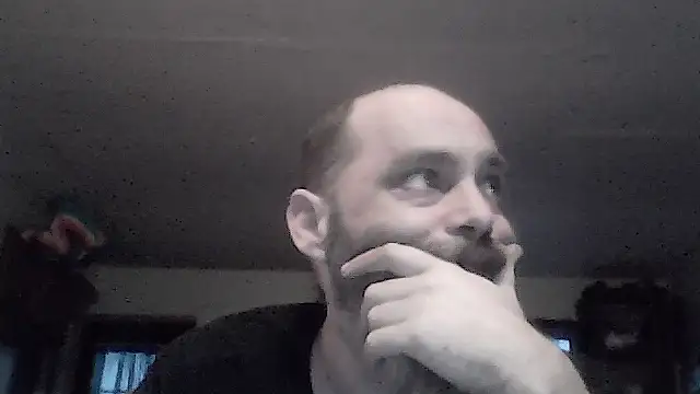 Snapshot of crazyheratic8 chatting on 03/25/26, 12:38 crazyheratic8 online show from 03/25/26, 12:38
