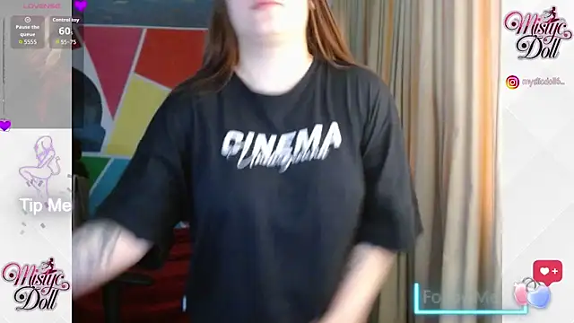 Snapshot of Mysticdoll69_ chatting on 10/01/25, 04:35 Mysticdoll69  online show from 10/01/25, 04:35